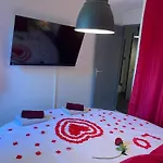 Joli T2, Jacuzzi, Lit Rond, Jardin, Parking Prive, Metro * تولوز