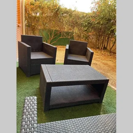 Apartment Joli T2, Jacuzzi, Lit Rond, Jardin, Parking Prive, Metro Toulouse