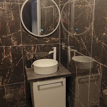 Daire Joli T2, Jacuzzi, Lit Rond, Jardin, Parking Prive, Metro Toulouse