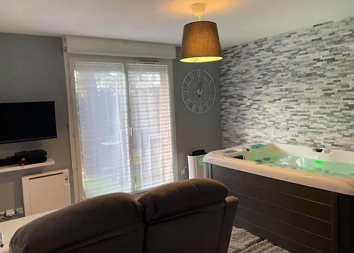 Joli T2, Jacuzzi, Lit Rond, Jardin, Parking Privé, Métro Tolosa